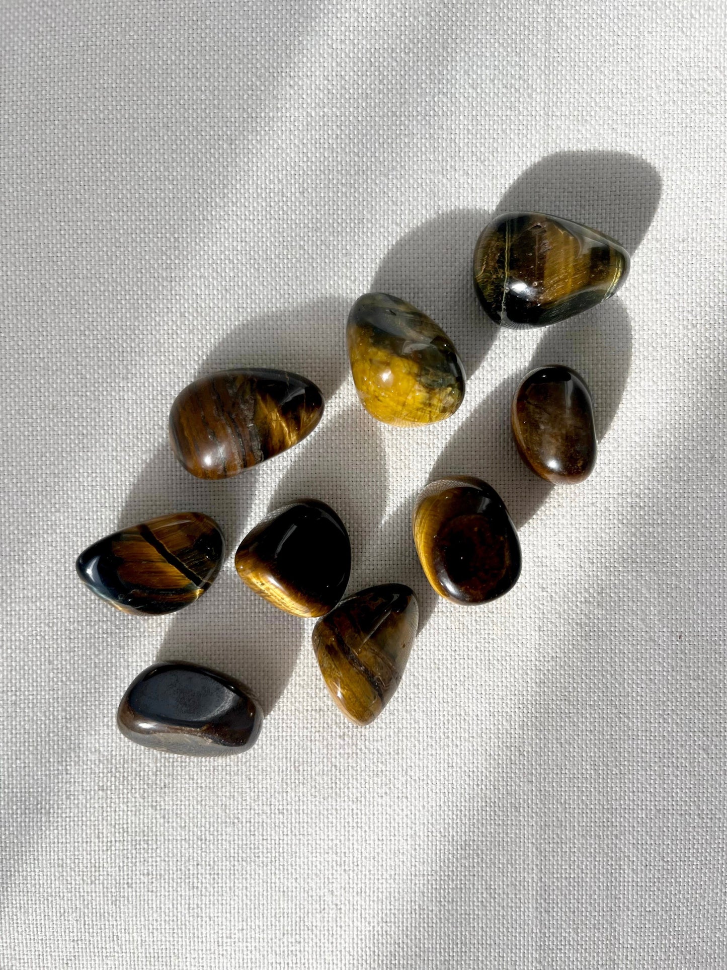 Tiger’s Eye Tumble Stone