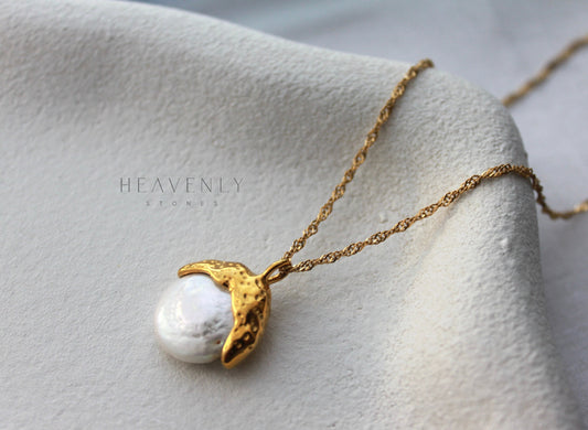 18K Gold Plated Pearl Crown Necklace