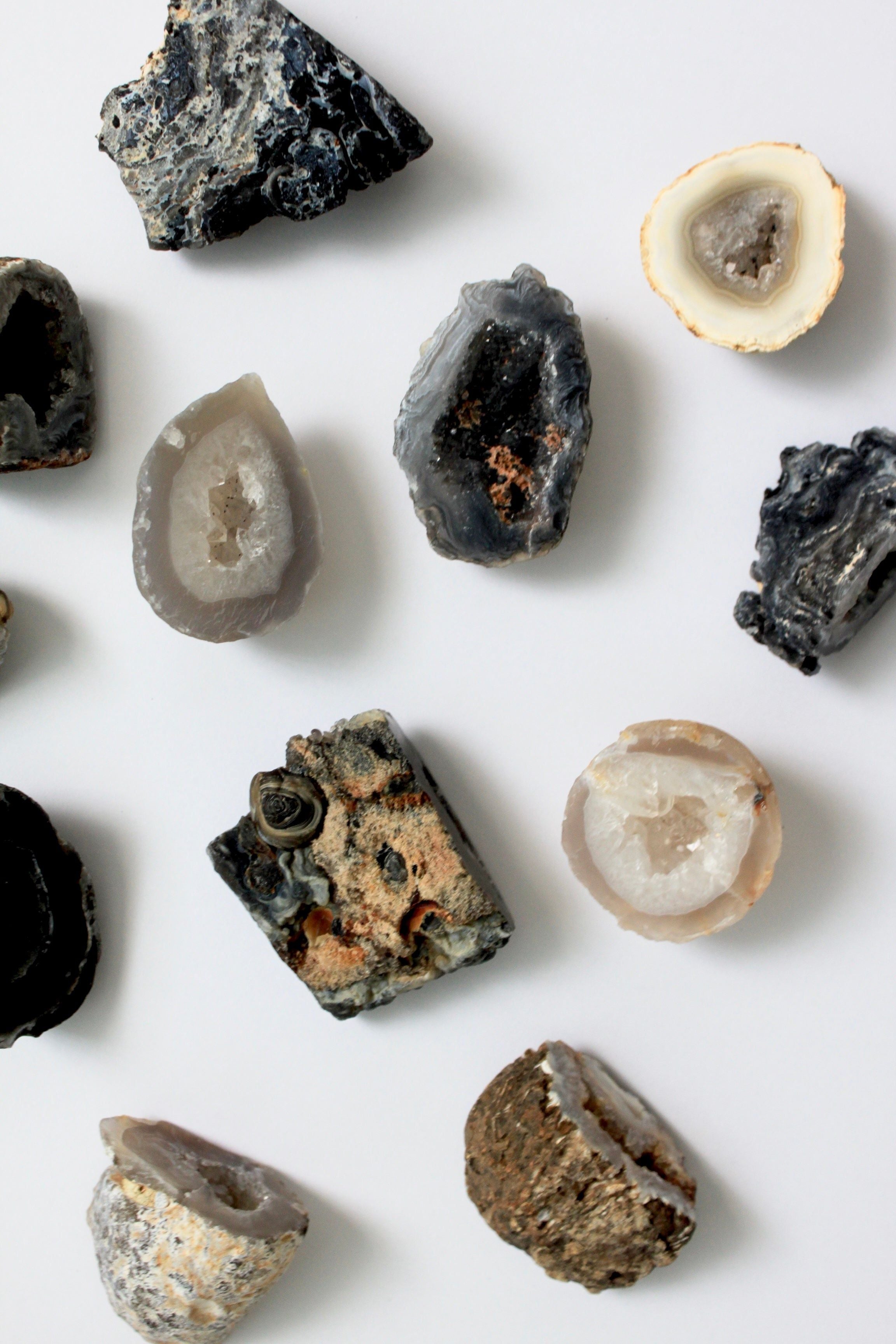 Mini Geodes Agate Geode Mini – Heavenly Stones