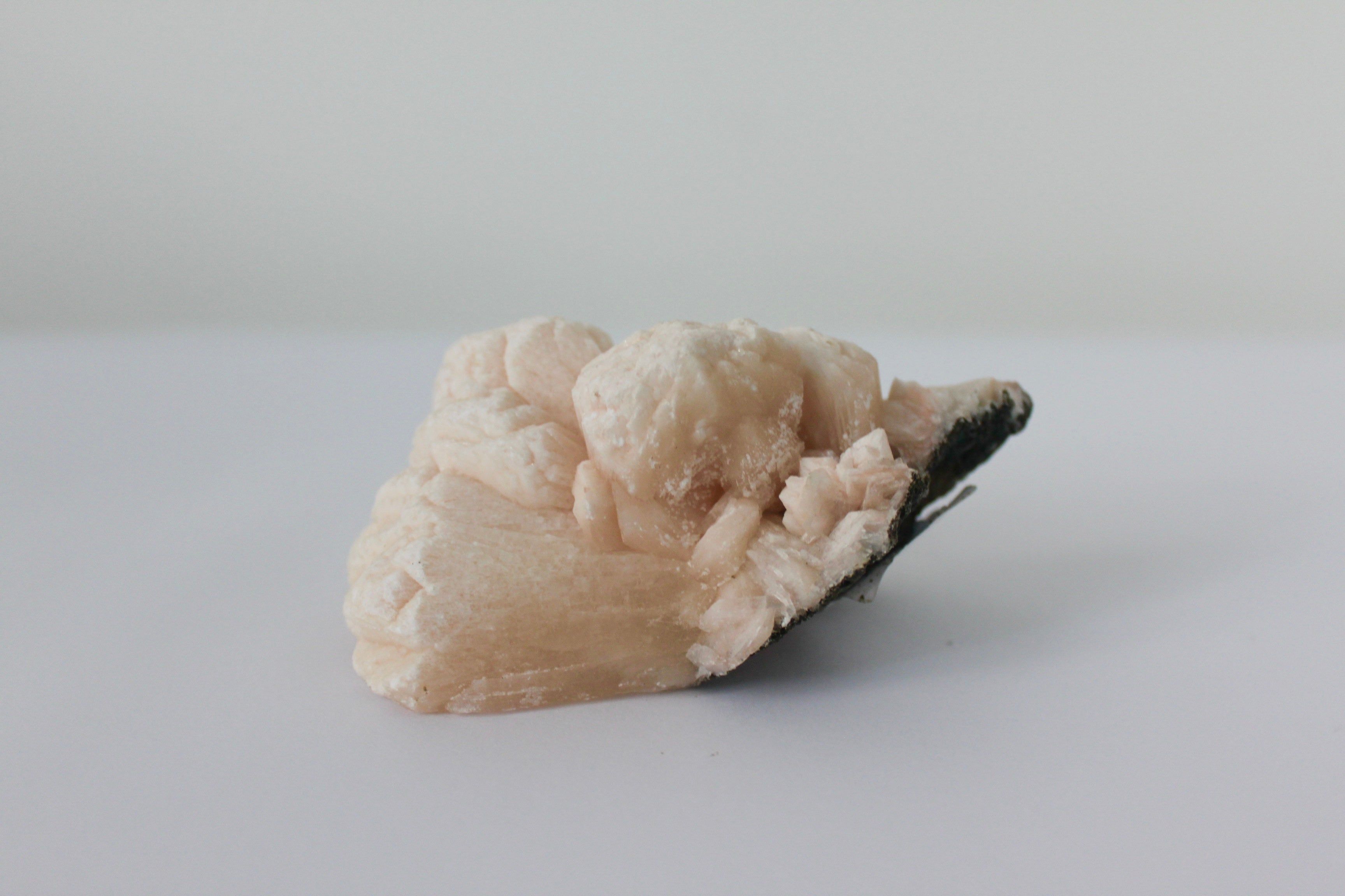 Stilbite cluster – Heavenly Stones